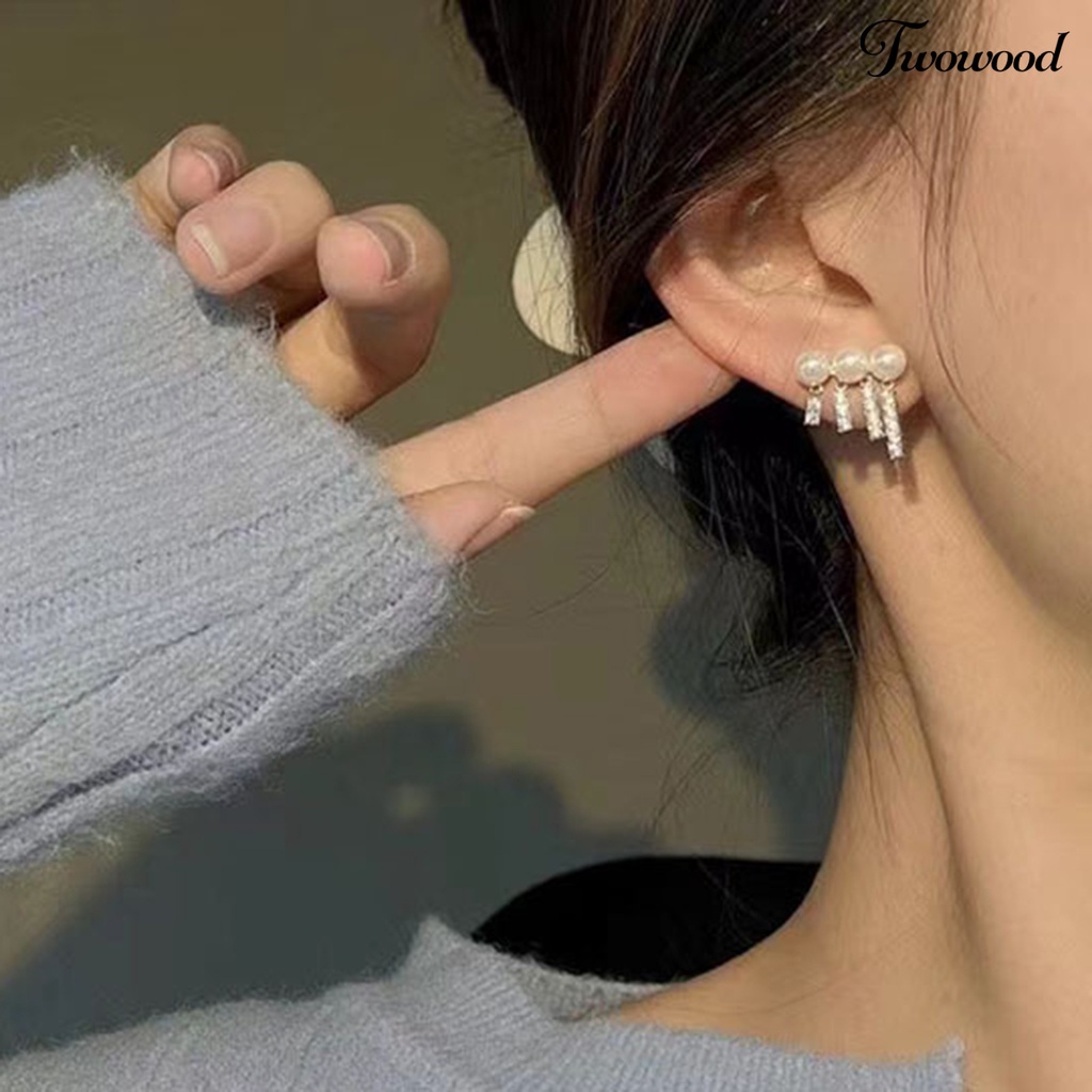 1 Pasang Anting Stud Rumbai Menjuntai Mutiara Berlian Imitasi Berkilau Bentuk Geometris Untuk Wanita