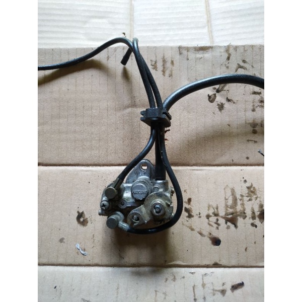 Pompa Oli Samping Satria 2tak Hiu / Lumba