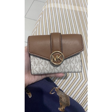 Dompet MK Michael Kors Carmen Medium Flap Bifold