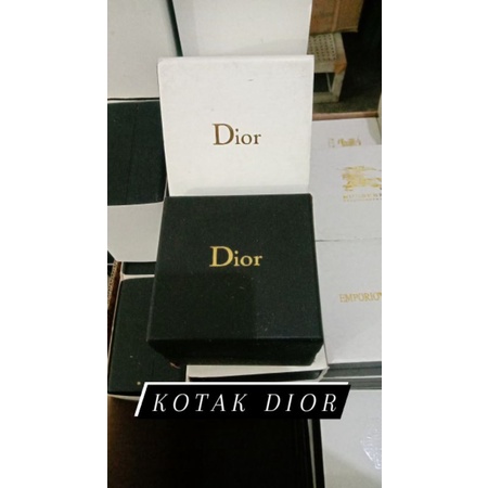 box kayu jam tangan - kotak kayu jam tangan DIOR