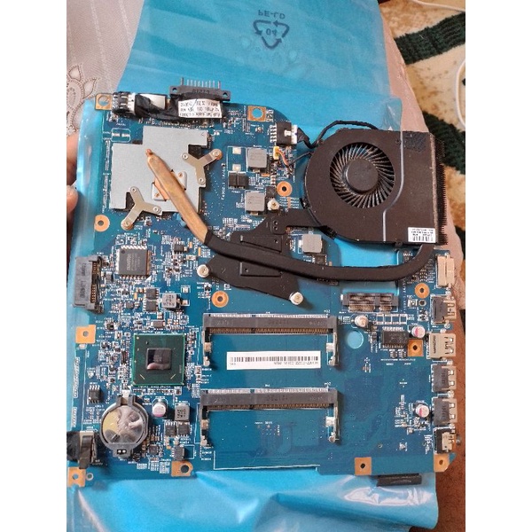 Motherboard Acer V5 471G Core i3 + Nvdia 620m minus