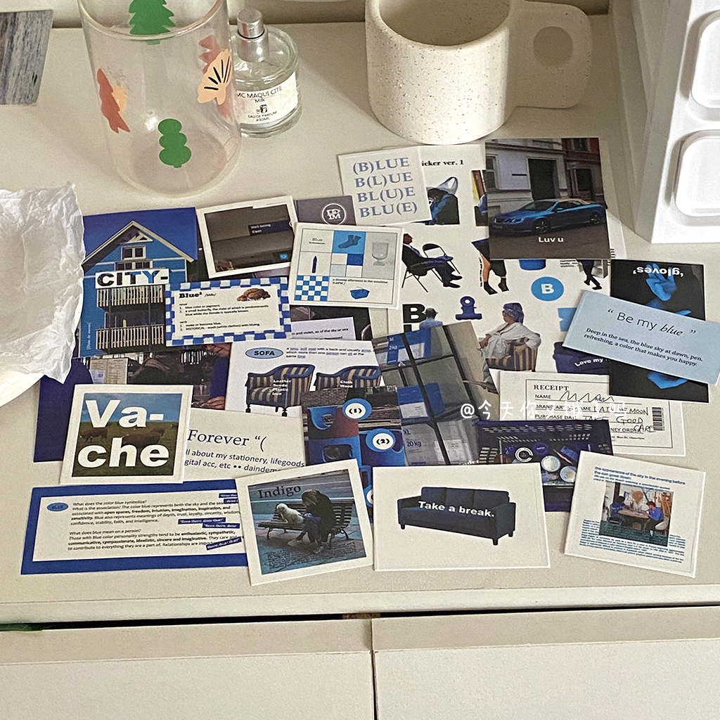 Stiker Kartu Karakter Warna Biru Untuk Dekorasi Case Hp