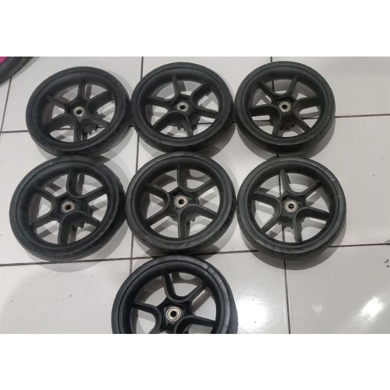 Sperpart Roda Belakang  stroller Pliko Stream 387