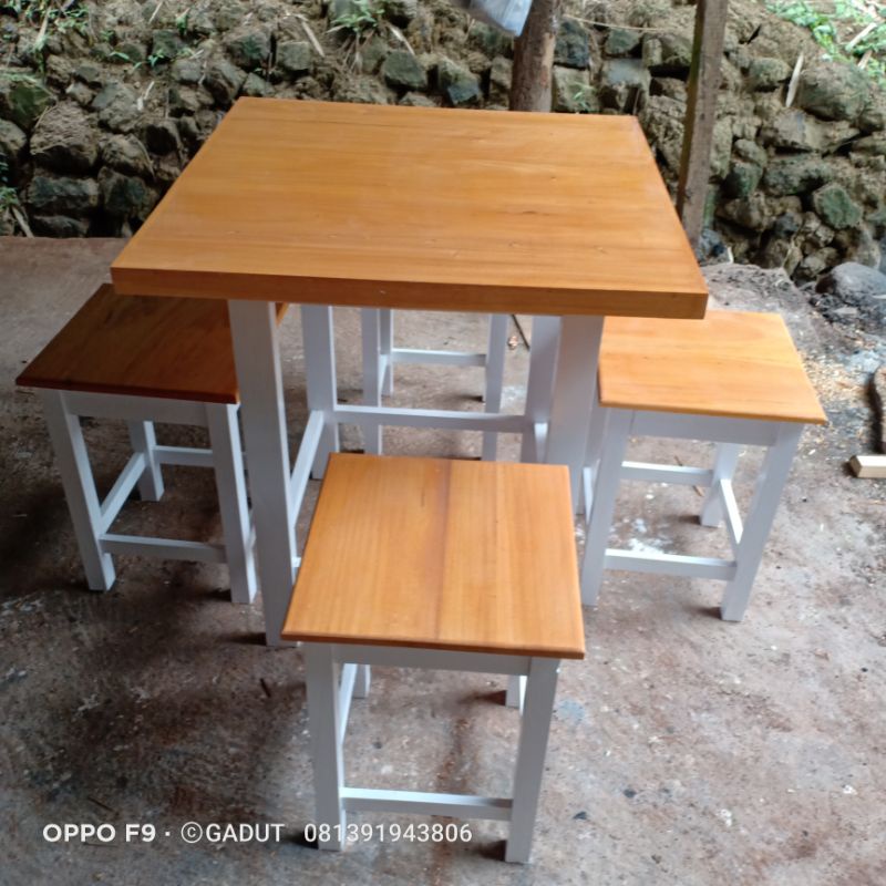 meja kursi cafe kotak