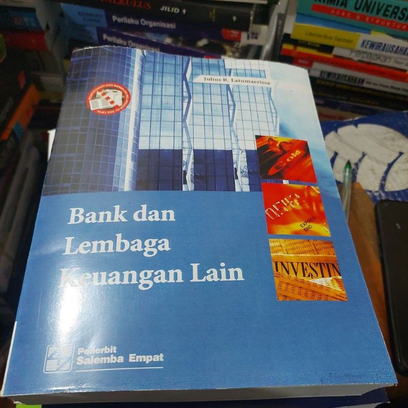 

bank dan lembaga keuangan lain julius r latumaerissa