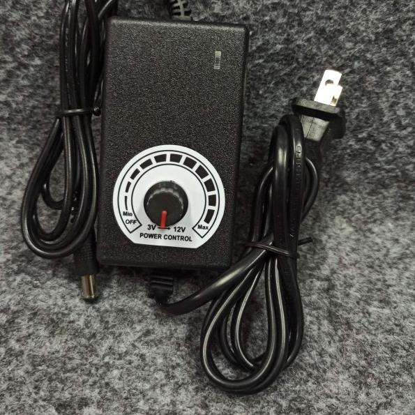 Adaptor 3-12V DC 2A Variable