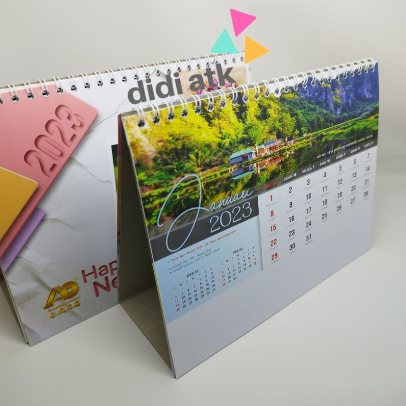 

Kalender Meja Standar 2023 AO 905 Tema Pemandangan Alam di Indonesia