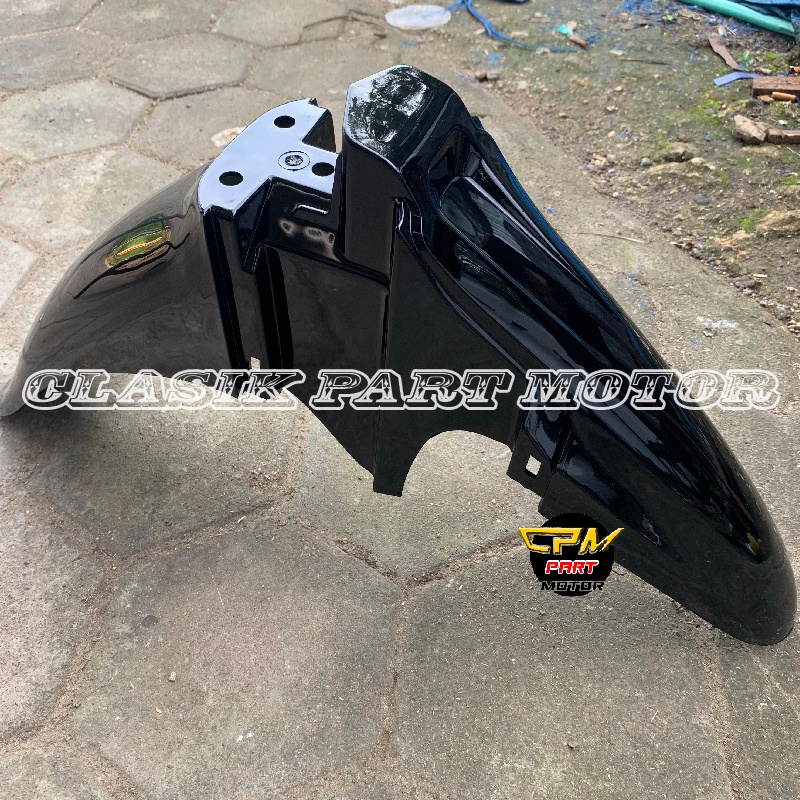 Spakbor depan Satria Hiu Malaysia