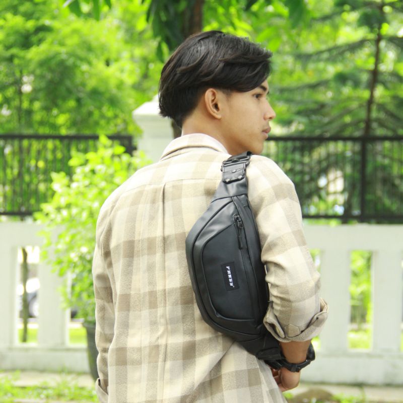 Tas selempang pria - Fansy Beasts synthetic leather