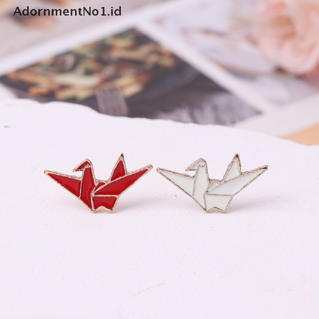 Bros Pin Enamel Desain Kartun Anime Jepang Lucu Warna Merah Putih No1