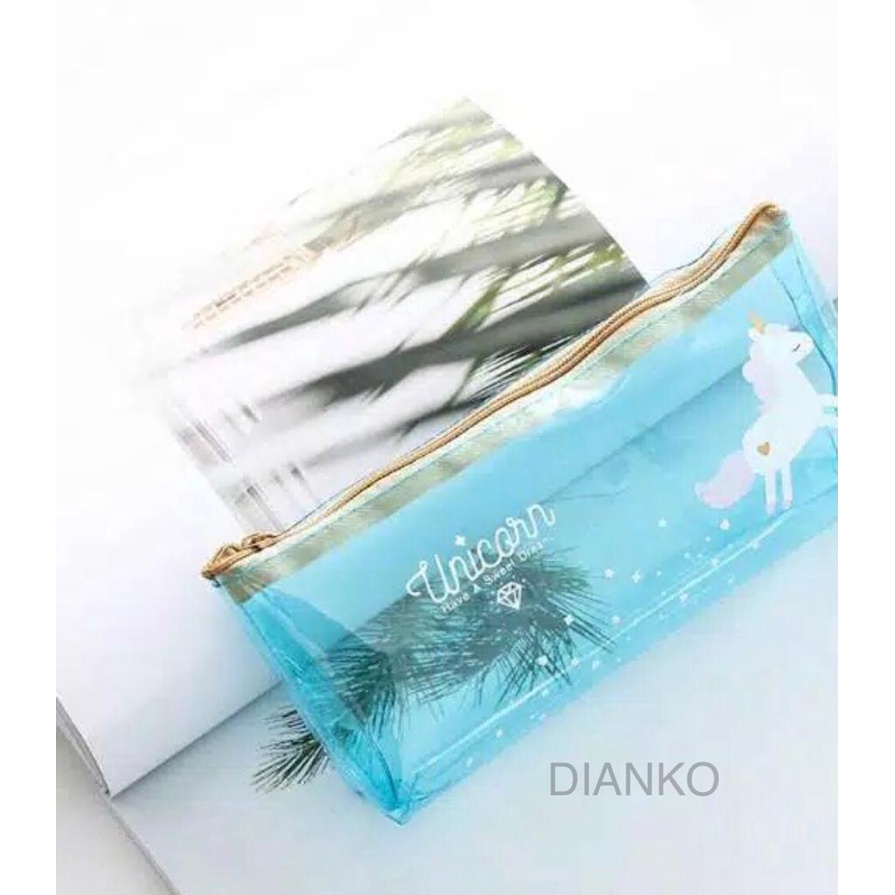 

TEMPAT PENSIL UNICORN DREAM TRANSPARANT Warna Pastel Lucu