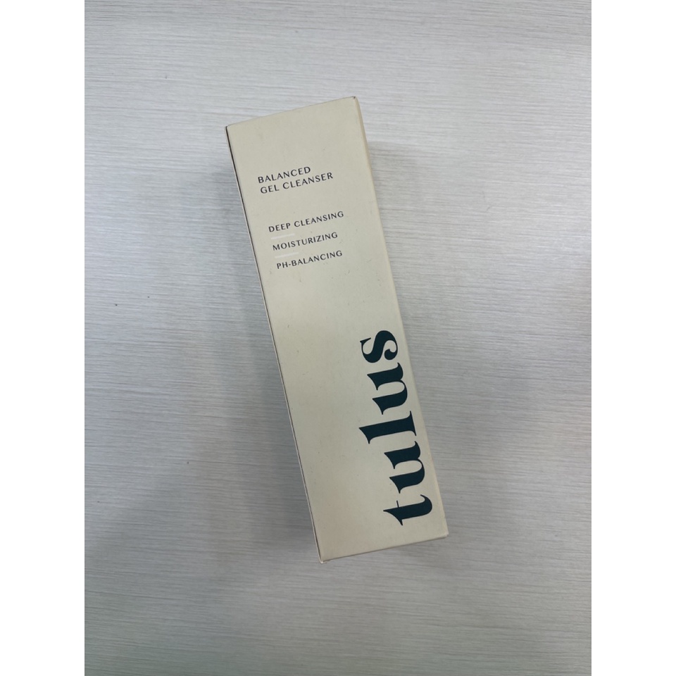 tulus skin BALANCED GEL CLEANSER
