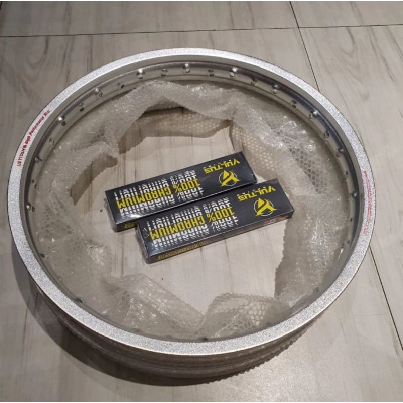 Velg aloy Titans 17 x 160 Silver Exel 1set Jari Crome Vultus CRV