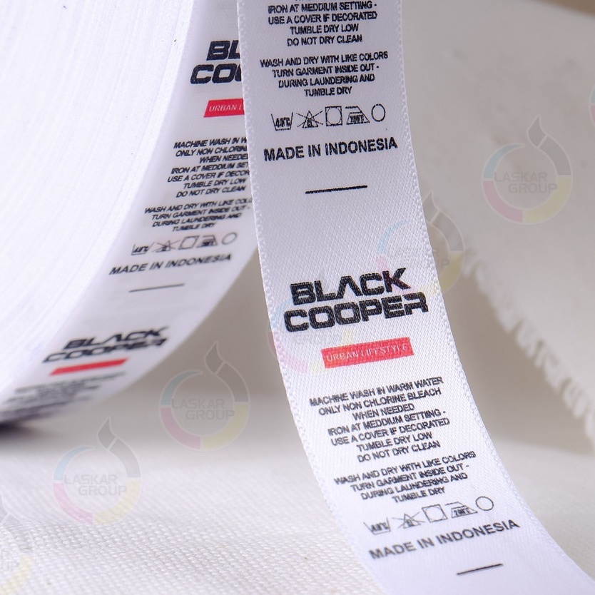 

tag wash, label sattin tebal import 160 meter, label tagwash pakaian, label baju premium, label baju custom, label sattin printing, tagwash