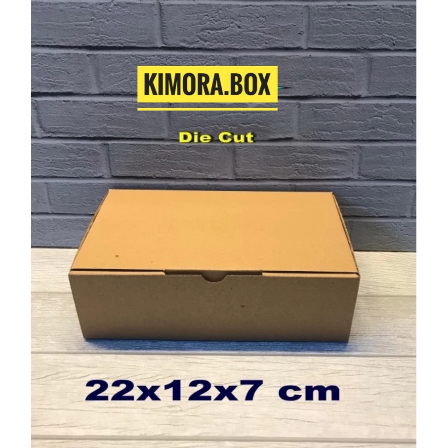 

KARDUS/KARTON/BOX Uk.22x12x7 cm .....model kardus pizza