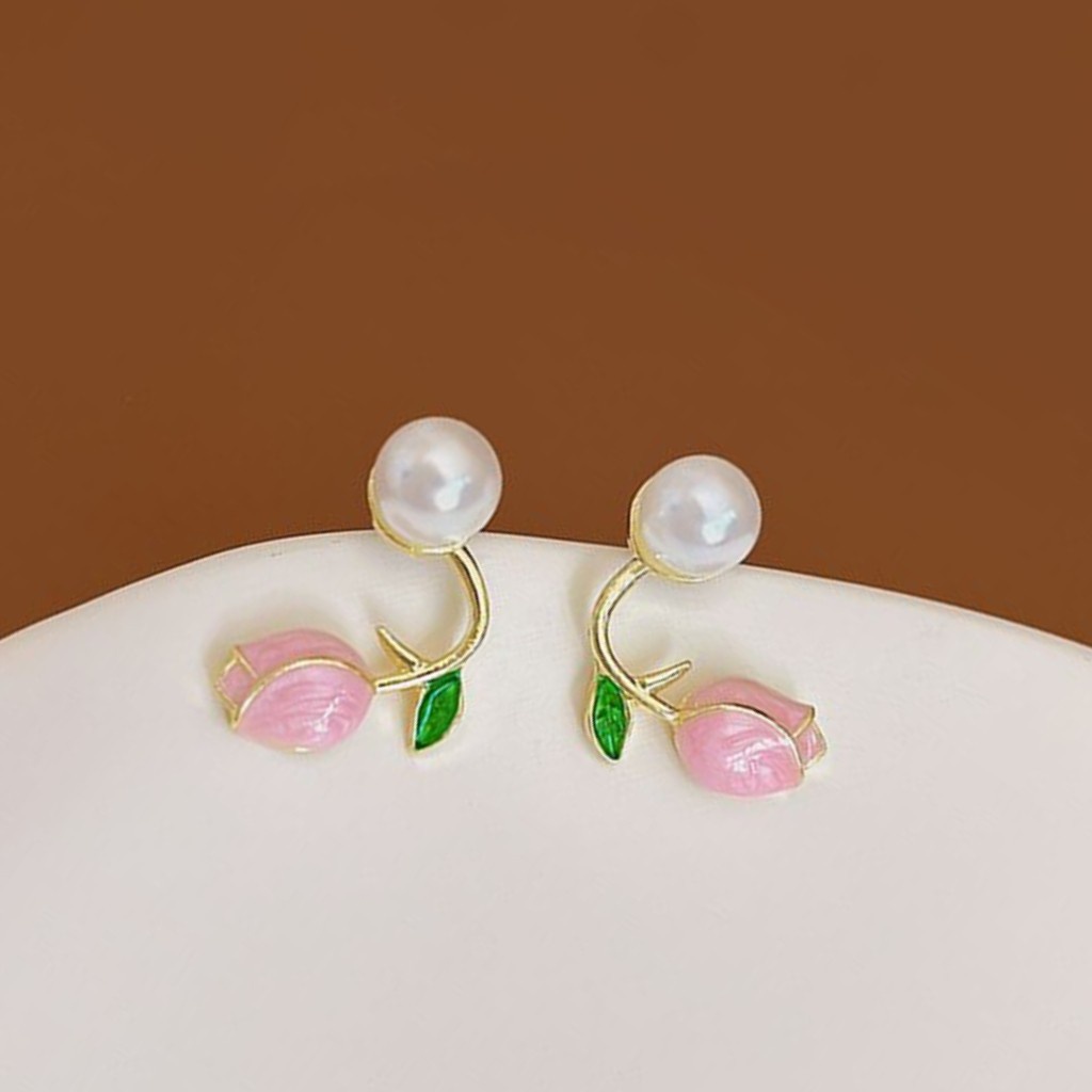 Anting Stud Desain Bunga Tulip Aksen Mutiara Gaya Elegan Untuk Perempuan