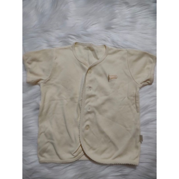Preloved Branded Baju Baby Lengan Pendek / Baju Santai Baby / Kaos Bayi / Baju Baby Nova 3 - 6 bulan