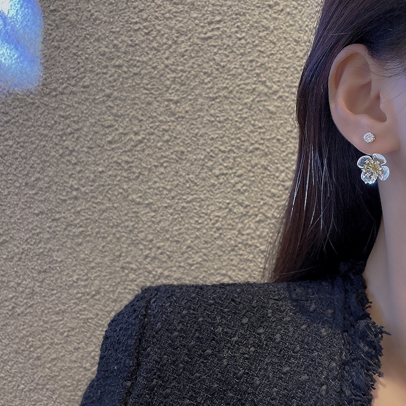 Anting Tusuk Motif Bunga Hias Kristal Zircon Imitasi Simple Untuk Wanita