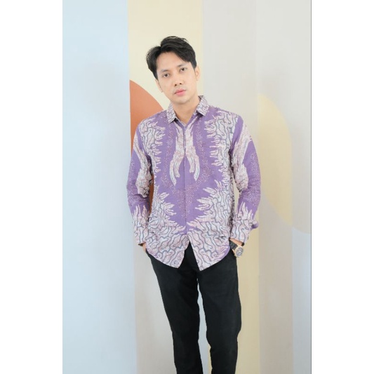 Kemeja Batik Pria Slimfit Bahan Dobby Premium Lengan Panjang Halus Motif Abtrak Hitam Kertojoyo