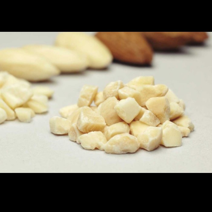 

Almond Diced 1kg Blue Diamond USA / Kacang Almond Cacah