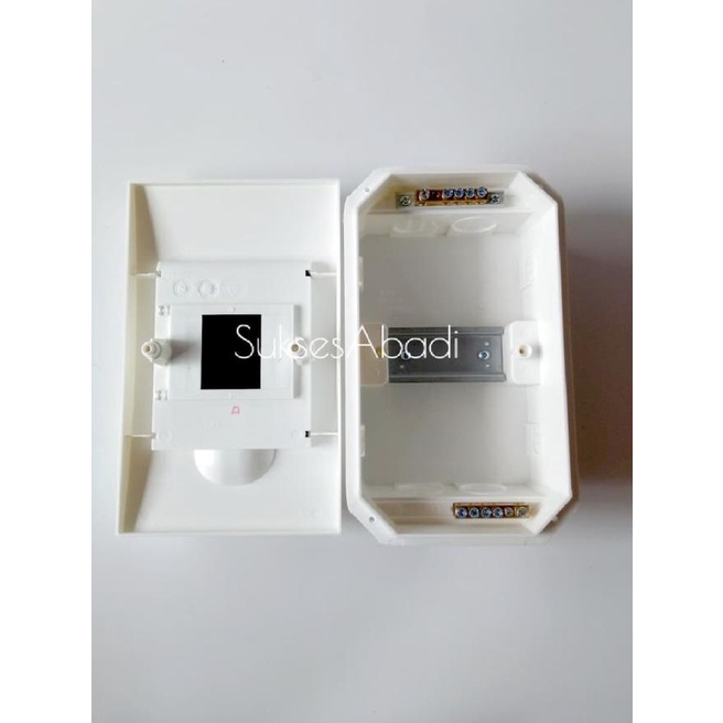 BOX MCB 4 GROUP SCHNEIDER
