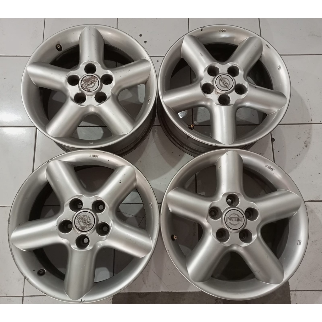 VELG MOBIL SECOND STANDAR X-TRAIL RING 16 PCD 5X114