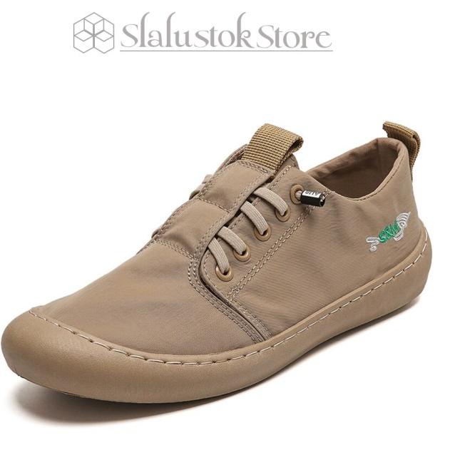 Sepatu Pria Sneaker Kets LIGHT ELVES Running Shoes SM-33 - - Cokelat, 40