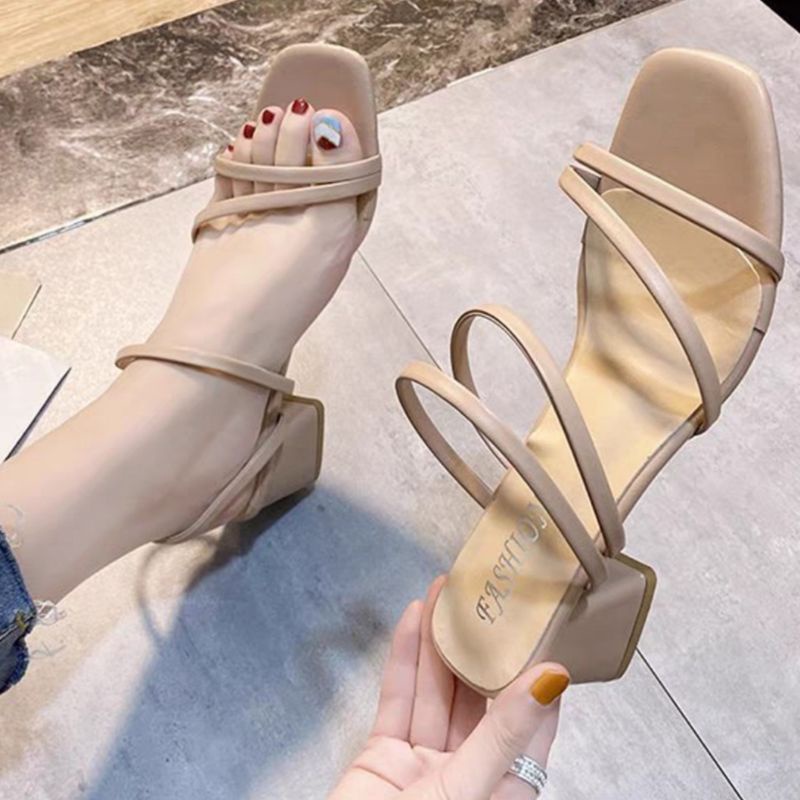 Heels hak tahu 5cm venesia