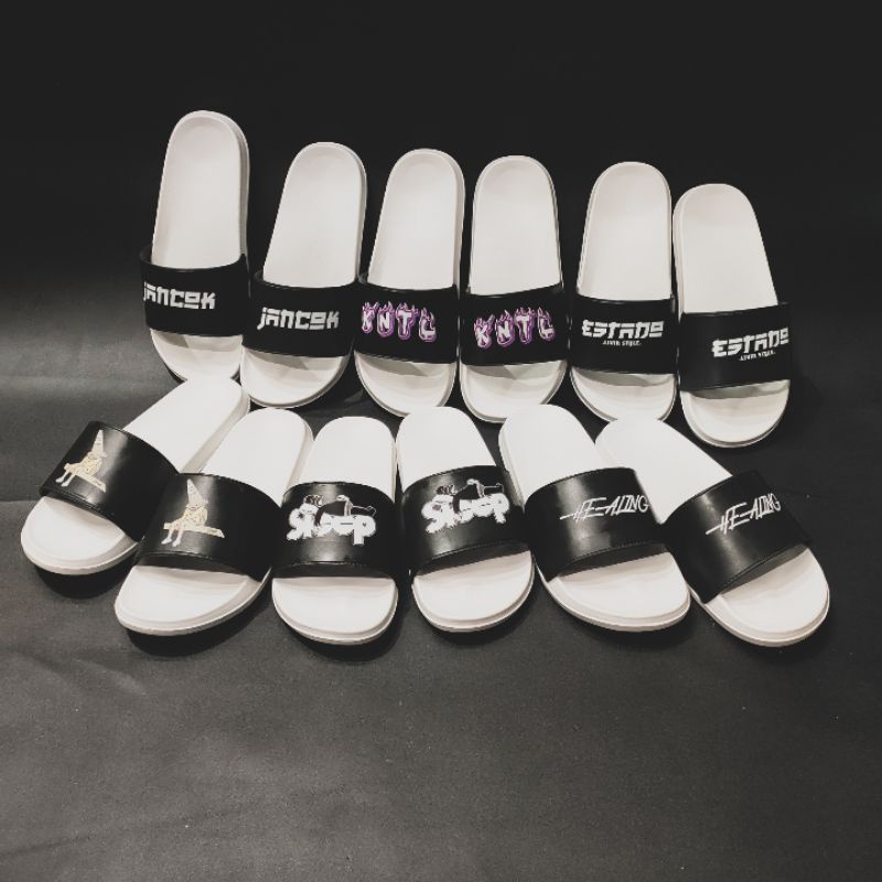 Sandal Slip on ESTADO ragam motif