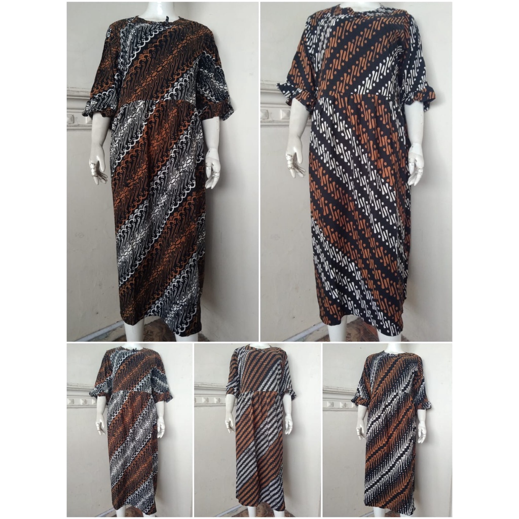 Daster Dyanoer Motif Batik Solo Tanpa Kancing Warna Dasar Coklat Gelap Lengan 3/4 LD 120 PB 120 Saku