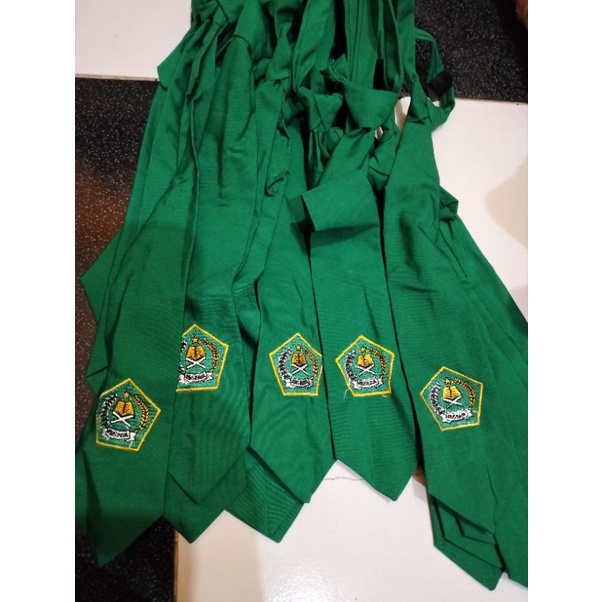 dasi anak mi dasi hijau polos dasi anak MI dasi bordir MI