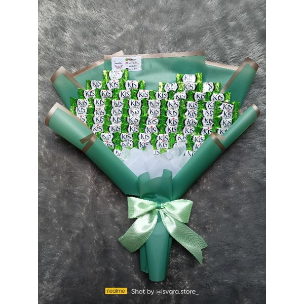 

bouquet bucket permen hadiah ulang tahun gradution anniversari hari ayah guru ibu