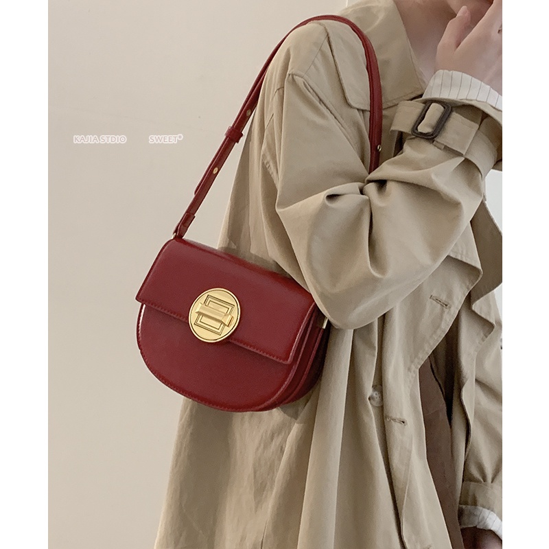 Suhao red bag women s summer 2022 new fashion retro cans saddle bag niche texture all-match messenger bag