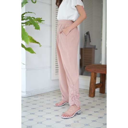 [ZAKKYA] - ENZY SLIT STRAIGHT PANTS | celana kulot basic model belah bawah formal non formal