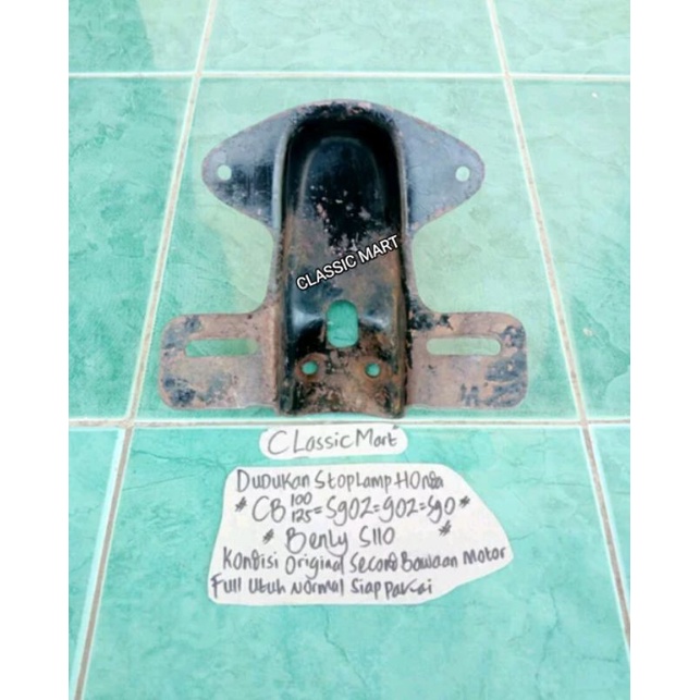 PANGKON DUDUKAN STOPLAMP LAMPU REM BELAKANG HONDA S90Z CB100 CB125 BENLY