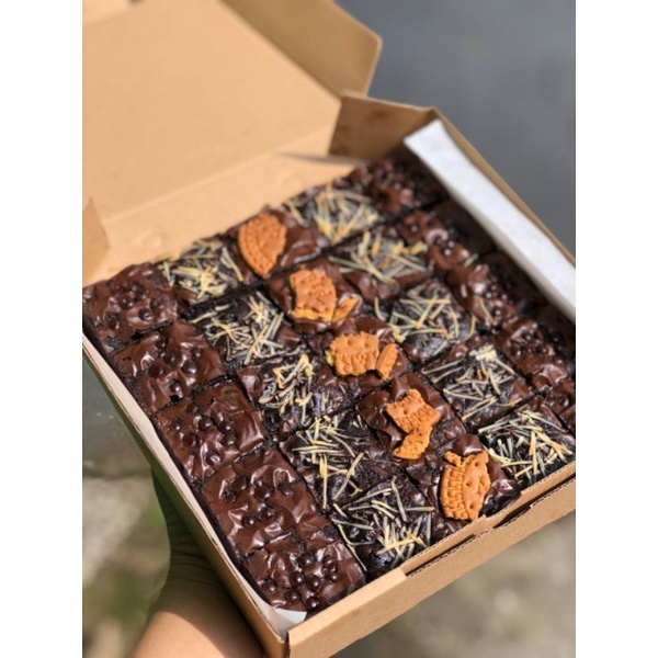 

PREMIUM Fudgy Brownies | Brownies panggang uk 20x20cm