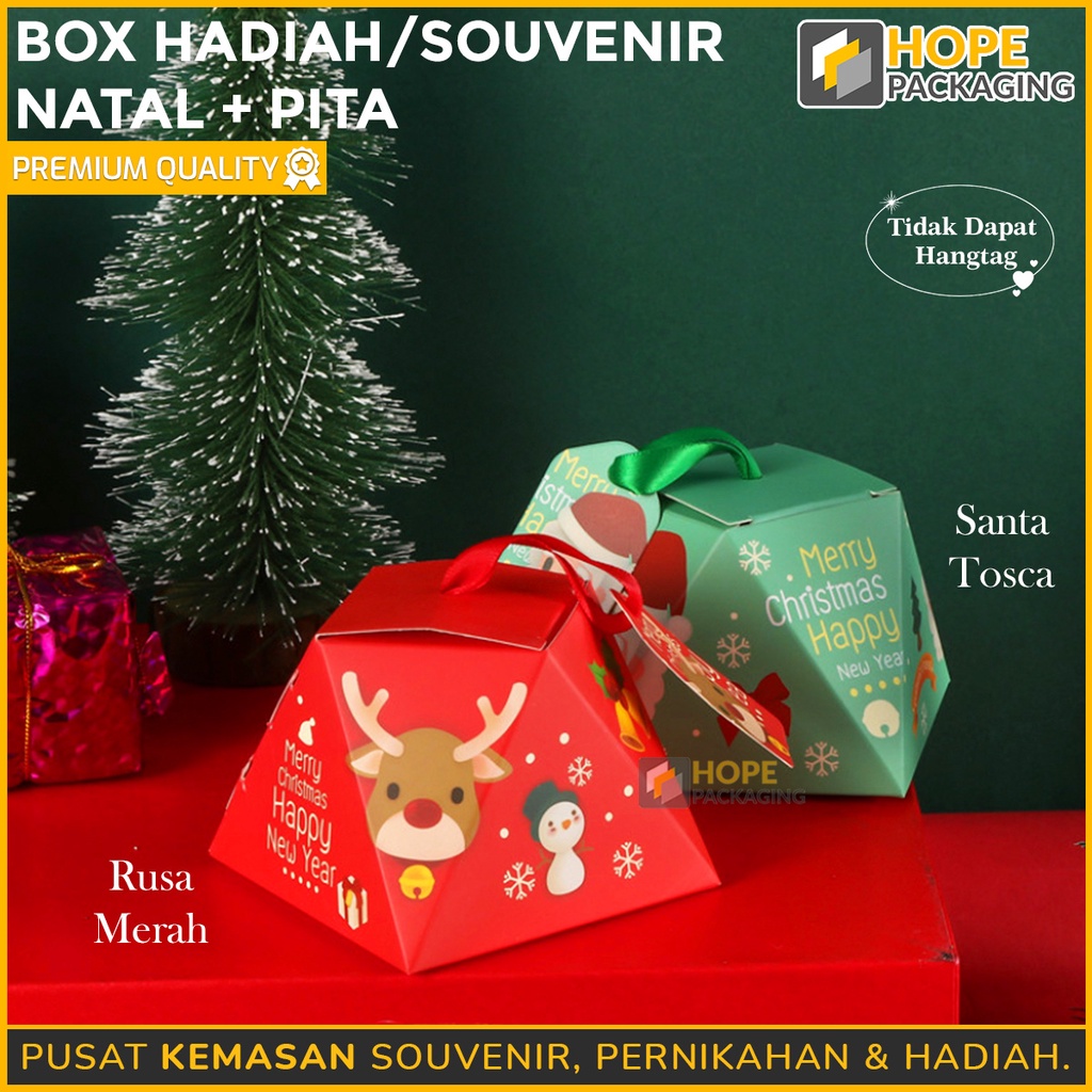 Box Hadiah / Souvenir natal Pita / bentuk piramid Karakter Santa / Rusa / Polar bear / christmas candy box