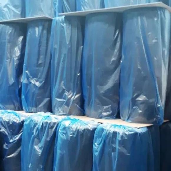 

Plastik gelembung Bubble Wrap Hitam SUPER HEMAT 125cmx50m harga pabrik - hitam 3kg (A)