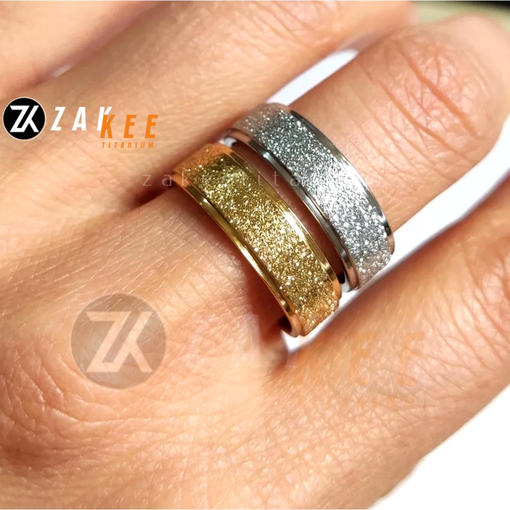 Cincin Pria Wanita Titanium Silver Emas Gold Couple Hadiah Pacar Tunangan Anti Karat Cowok Cewek