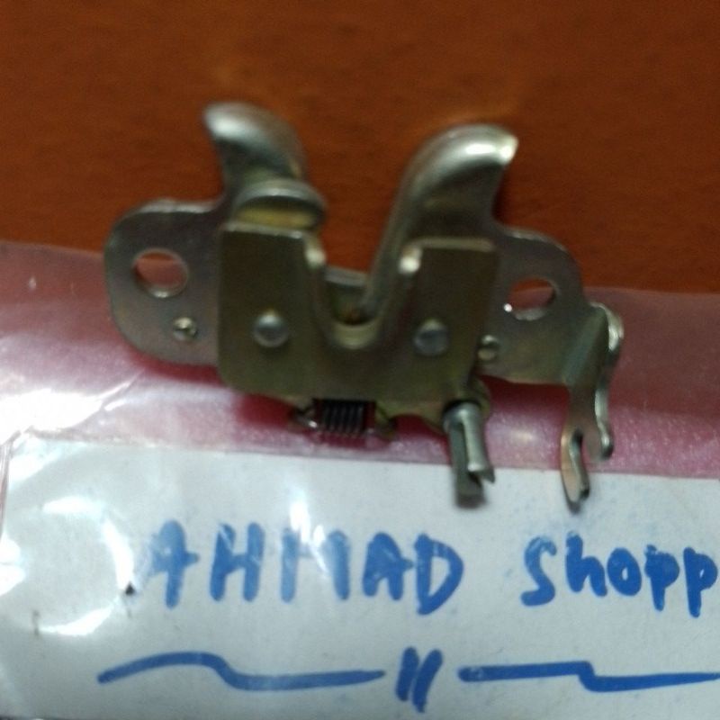 engsel kunci jok kupu kupu seat lock jok yamaha jupiter z new mx /mx new xride mio m3 mio z mio s ori