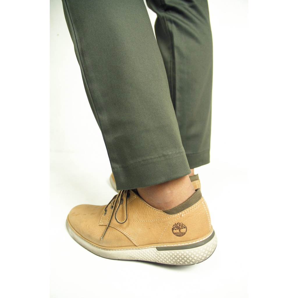 Celana Chino Panjang Pria COLE Olive Slimfit Bahan Stretch - Olive (I)  | Bahan Melar | 100% Original Brand