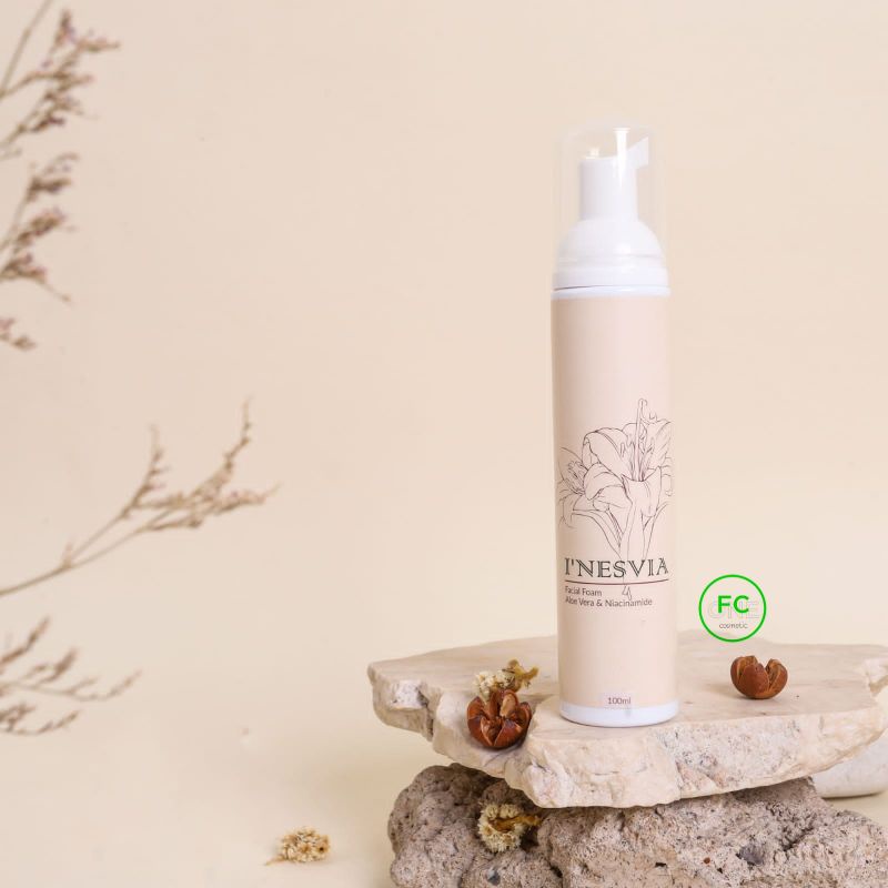 I'Nesvia Facial Foam 100ML
