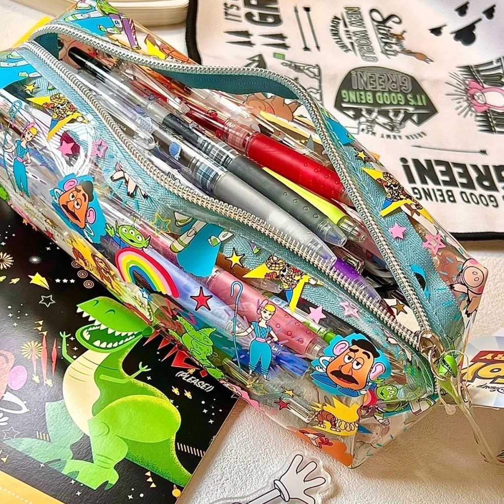 ✽ﺴ™Sera Buku Merah Kecil dengan Toy Story Pencetakan Tempat Pensil untuk Siswa Kapasitas Besar Pu Tahan Air Tempat Pensil Kartun Anime Tempat Pensil