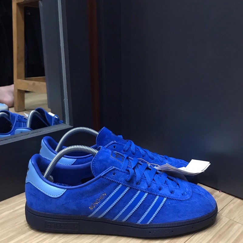 adidas munchen blue and black