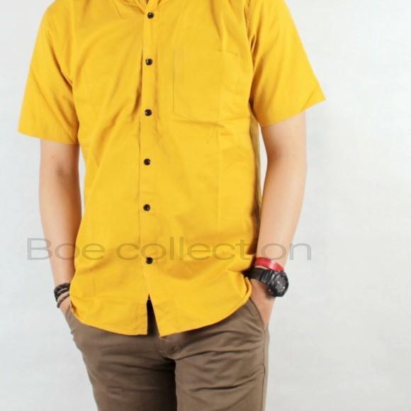 kemeja pria lengan pendek kuning polos + Baju Kemeja Pria Slimfit - Hitam, L