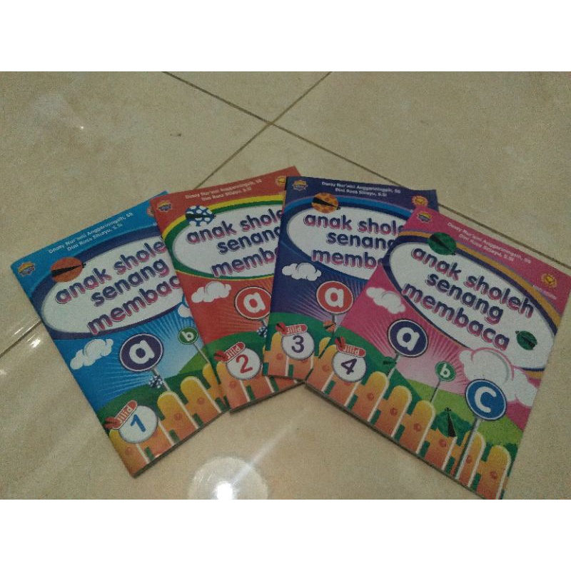 

BUKU 4 PAKET ANAK SHOLEH SENANG MEMBACA