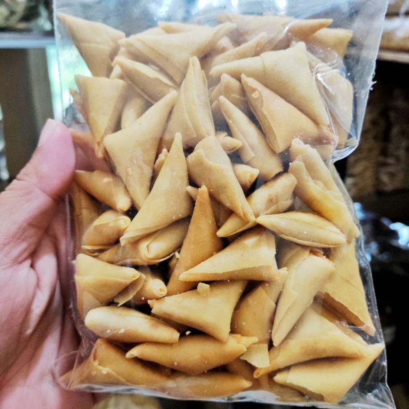 

CAMILAN SNACK SAMOSA MERK SARIKAYA 250gram