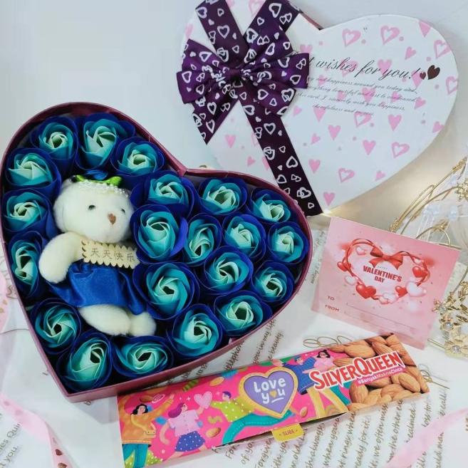 

Onemarkets Kado Bunga Valentine Kotak Love - Kado Anniversary F003D - Biru