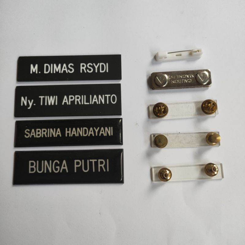 

Nametag PNS / Nametag Akrilik Dop / Nametag Akrilik Murah / Nametag Murah / Nametag Gravir / Name Tag Gravir / Nametag Ukir / Name Tag Ukir / Nama Dada Gravir / Nama Dada Ukir