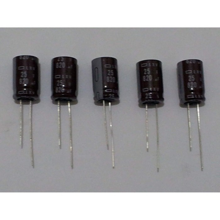 Kapasitor Elco 820uF 25V electrolit capacitor 820 uf 25 v